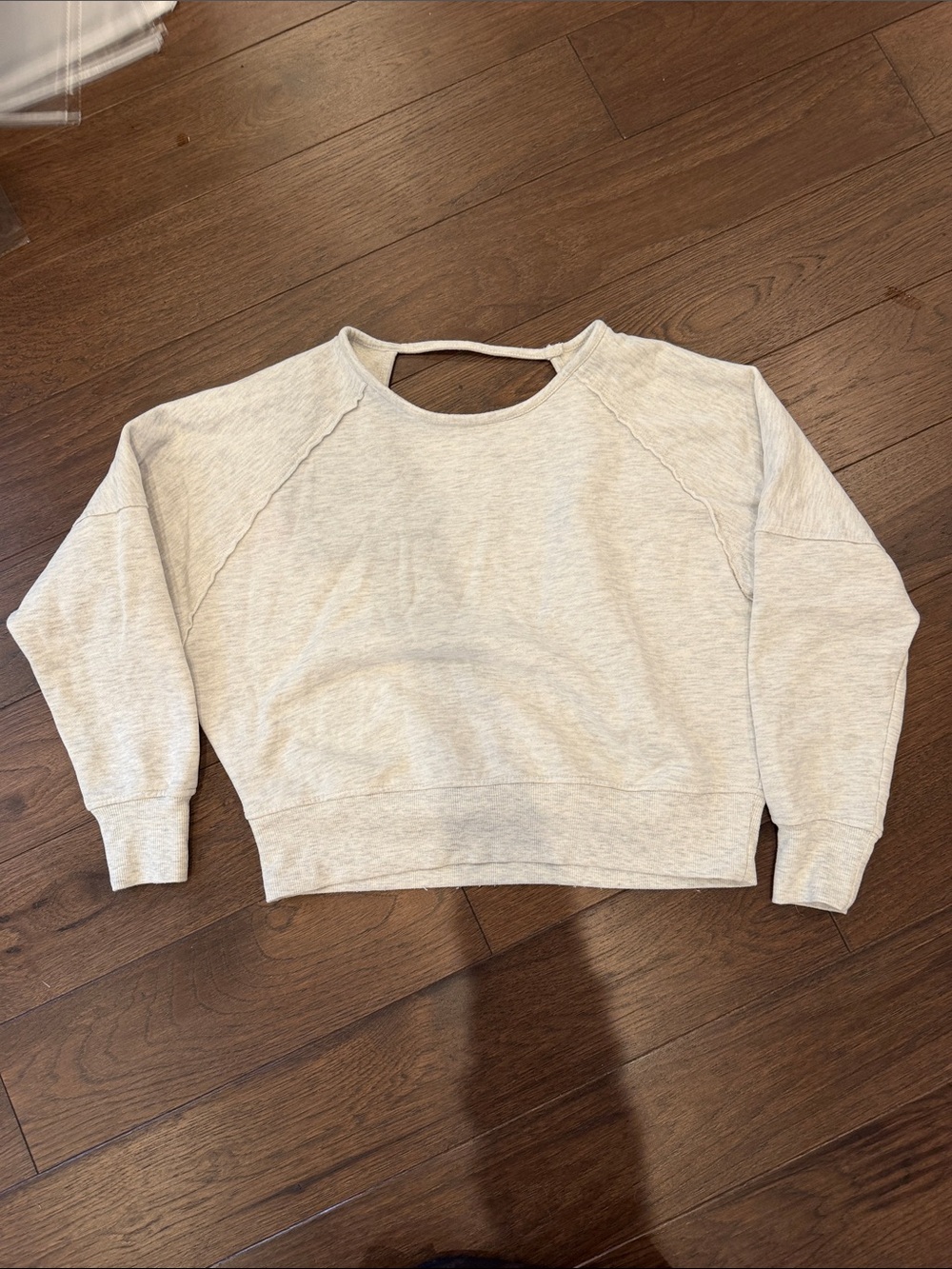 Francesca's Collections Cream Cutout-Back Pullover Sweatshirt Size XS - C72-008